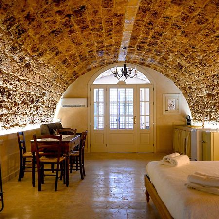 La Grotta, Luxury Suite & Spa Ното Экстерьер фото