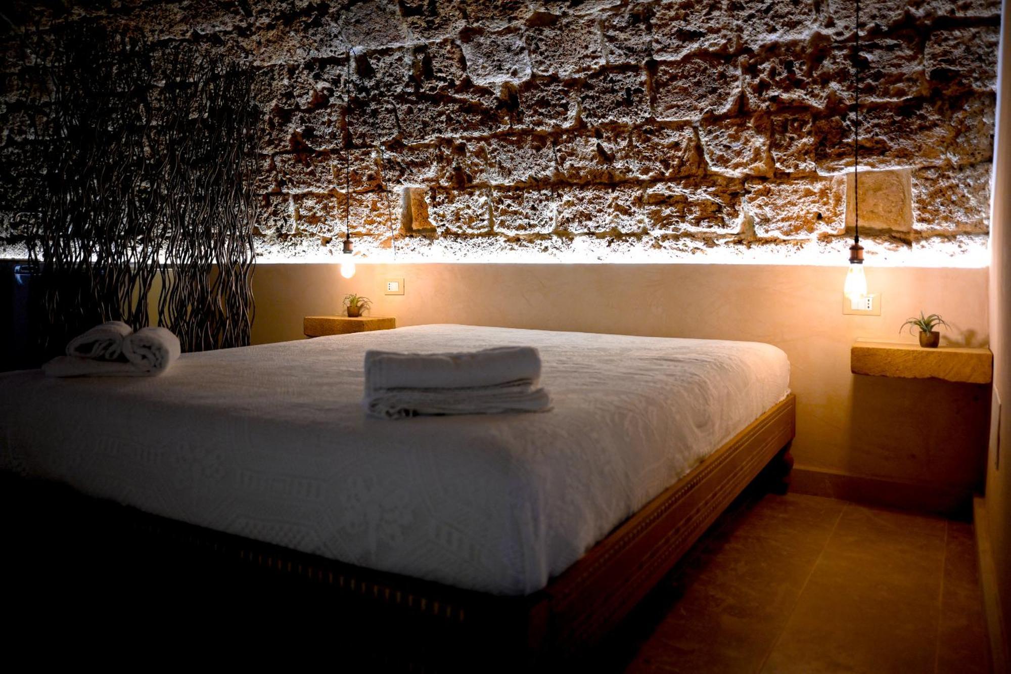 La Grotta, Luxury Suite & Spa Ното Экстерьер фото