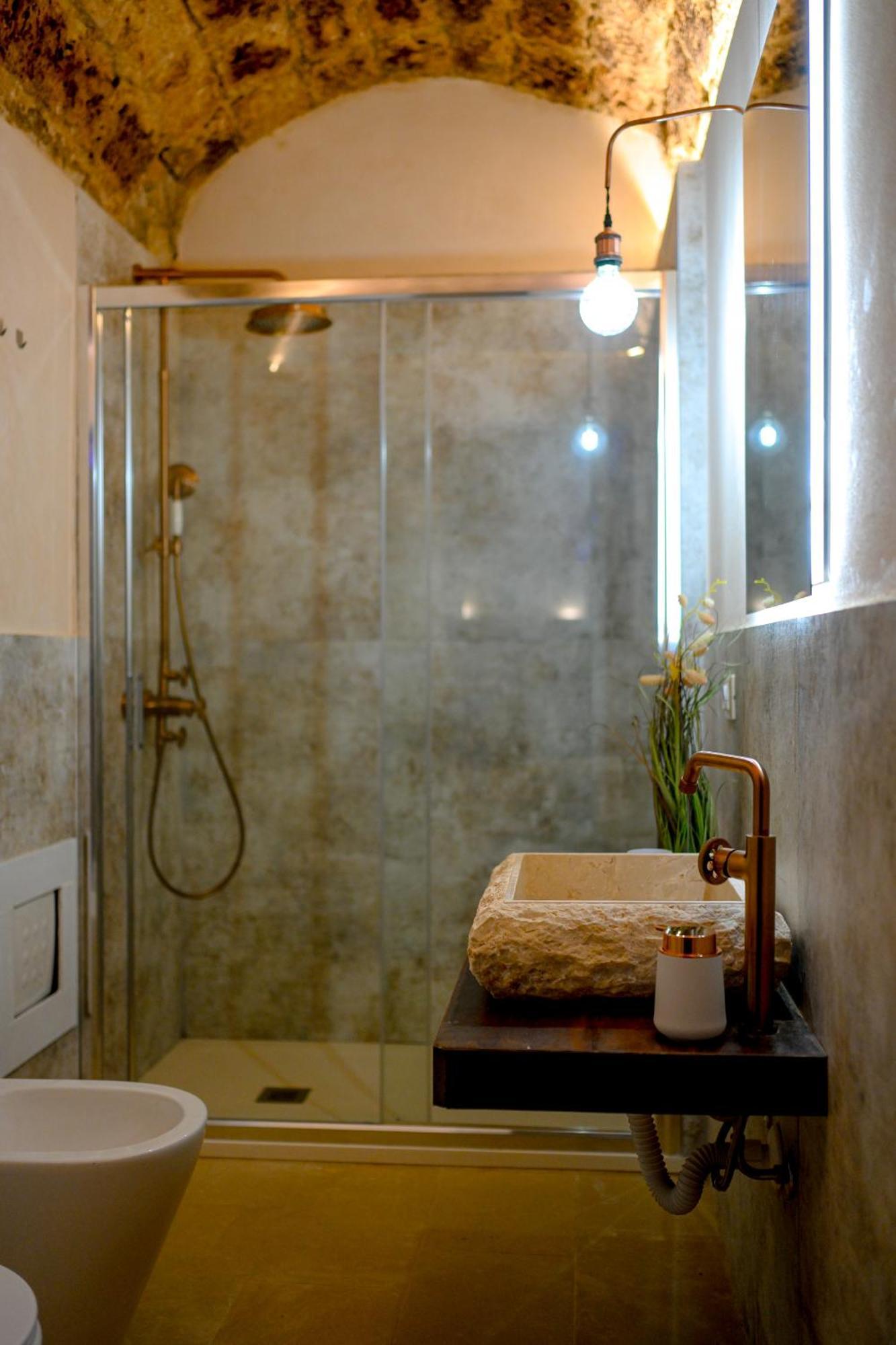 La Grotta, Luxury Suite & Spa Ното Экстерьер фото