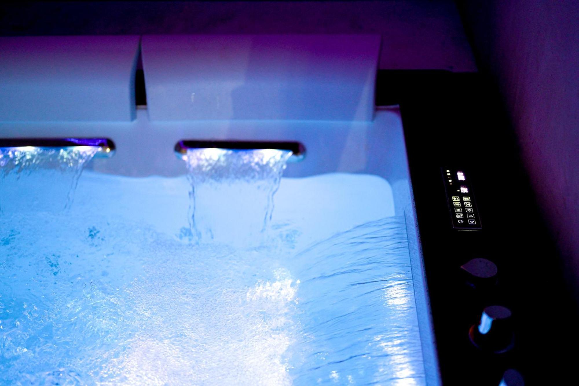 La Grotta, Luxury Suite & Spa Ното Экстерьер фото